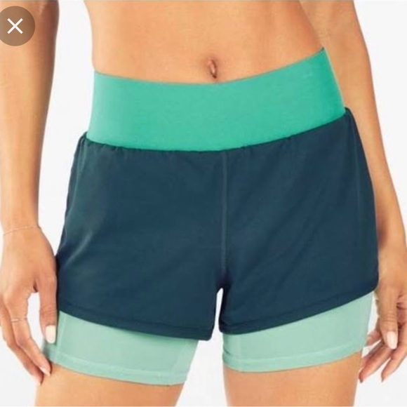 Fabletics Olesia Short - Picture 2 of 6